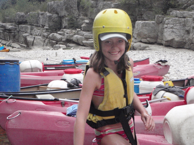 Village Camps International Summer Camp Ard&egrave;che, France 2019-07-26 https://www.villagecamps.com/journals_admin/images/76-35-Onshore with Giulia.jpg